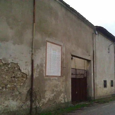 Akihouse - And On Garda Lake