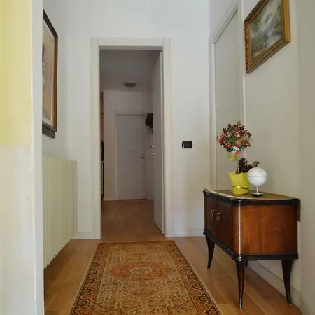 Akihouse - And On Garda Lake Homestay *